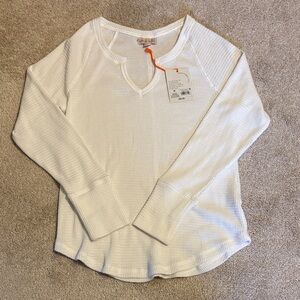 Women's White Waffle Knit Long-Sleeve Top